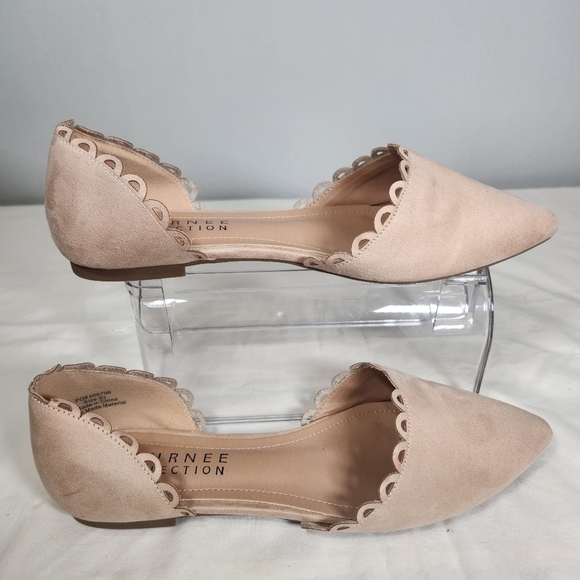 Journee collecttion Shoes - Chic Beige Flats with Scalloped Trim